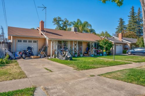 1034 22nd St, Merced, CA 95340-4227