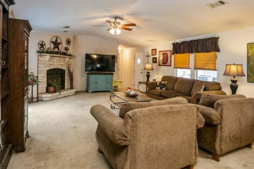 159 Bent Tree Cir, Eustace, TX 75124-2138
