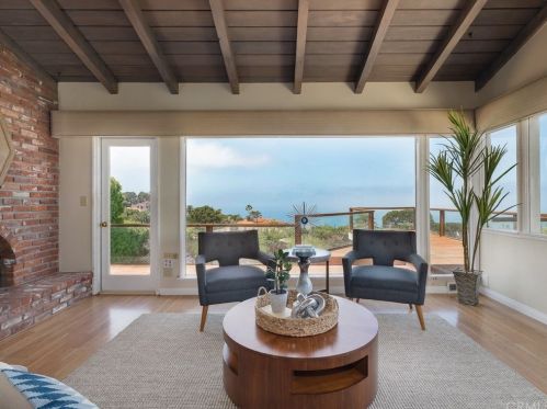 1013 Via Nogales, Palos Verdes Estates, CA 90274-1670