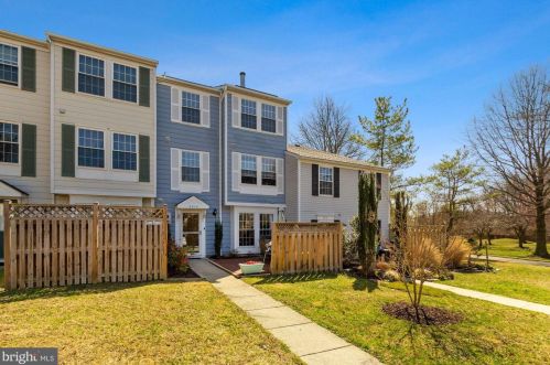 3314 Tapestry Cir, Burtonsville MD 20866-2067 exterior