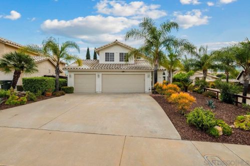 13741 Wyeth Rd, El Cajon, CA 92021-1972