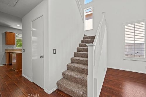 8734 Heatherwood Rd, Anaheim CA  92808-1690 exterior