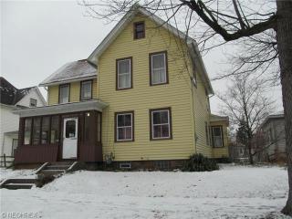 517 3rd St, Massillon, OH 44646-5612