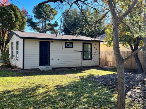 2518 Birdell St, Fort Worth TX  76105-2914 exterior