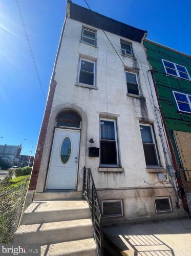 1702 22nd St, Philadelphia, PA 19145-1908