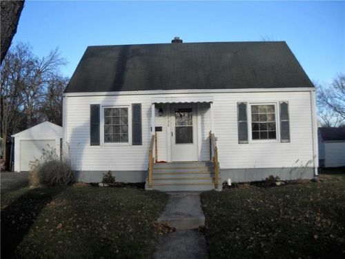 1828 Sweetbriar Ln, Springfield OH  45505-4326 exterior