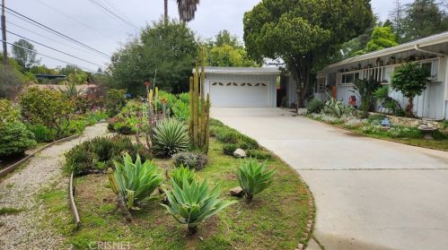 4114 Hayvenhurst Ave, Van Nuys, CA 91436-3852