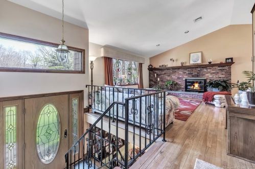 22 Marie Alicia Dr, Huntington, CT 06484-2442