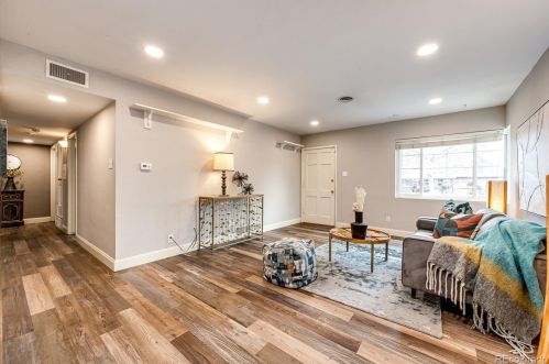 837 Troy St, Denver CO  80011-6638 exterior