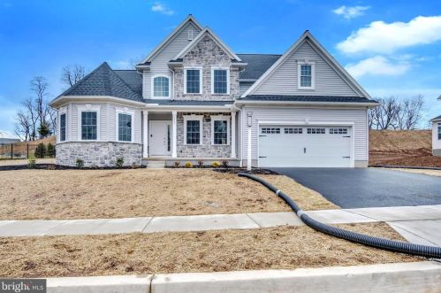 5345 Wilshire Rd, Harrisburg, PA 17112-3422