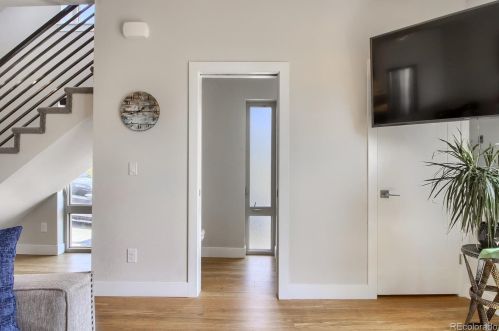 1261 Xavier St, Denver CO  80204-3625 exterior