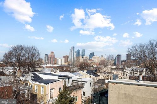 758 10th St, Philadelphia PA 19123-1966 exterior