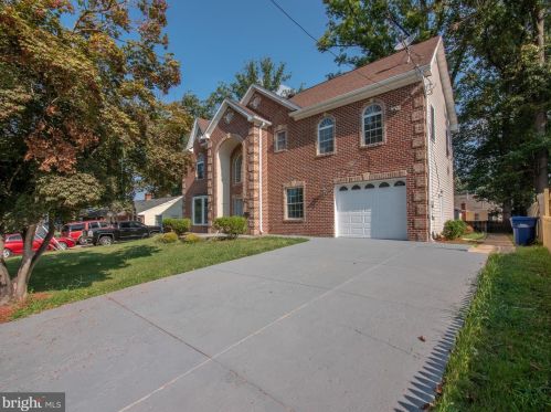 7213 Halifax Pl, Springfield VA  22150-3719 exterior