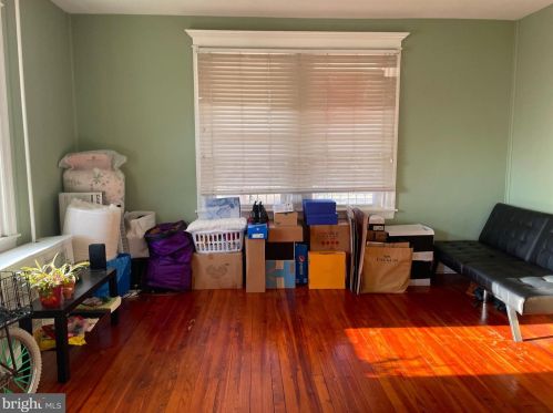 1038 Grant Ave, Camden NJ 08107-2011 exterior