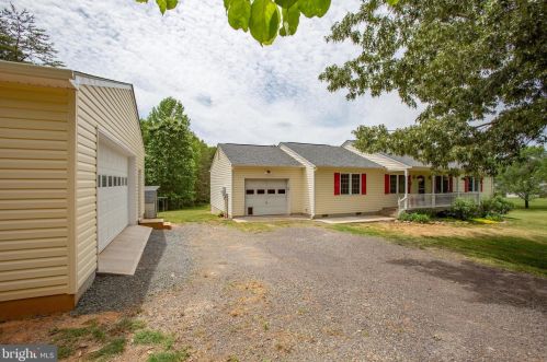 28376 Laurel Canyon Blvd, Rhoadesville, VA 22542-9092