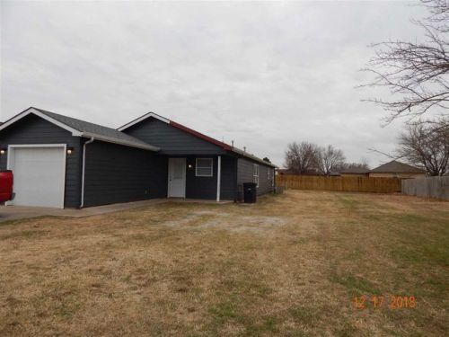 3007 Forestridge Dr, Enid, OK 73701-7756