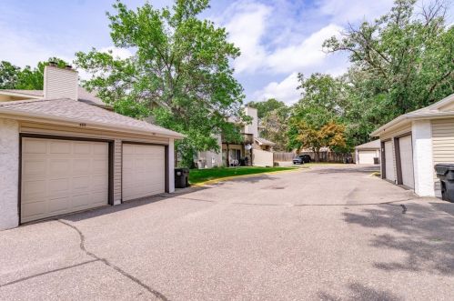 11410 Dogwood St, Minneapolis MN  55448-2400 exterior