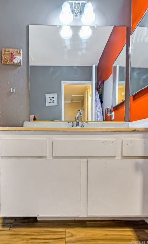 2742 Gleason Ct, Riverside CA  92506-4325 exterior