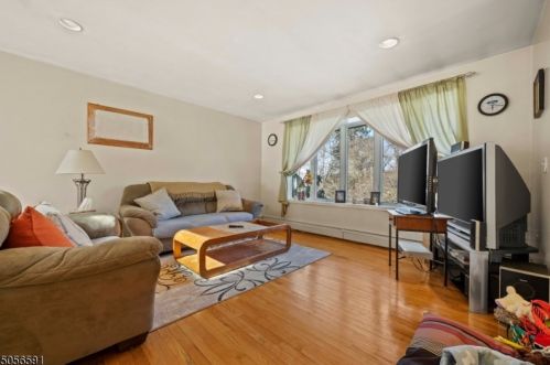 304 Mountain Lake Rd, Great Meadows, NJ 07838-2346