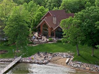 4140 Enchanted Ln, Orono, MN 55364-8821