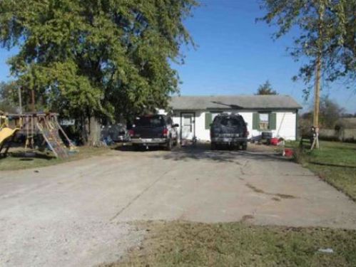 8725 Cartwright Rd, Mounds, OK 74047-6106