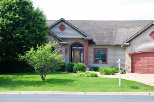 801 Heywood Rd, Waterford, MN 55057-2979