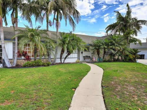 1516 Doris Pl, Anaheim CA  92802-2509 exterior