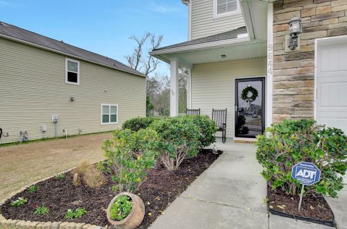 9644 Roseberry St, Ladson, SC 29456-4446