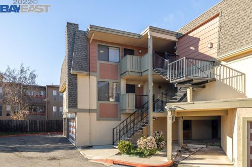 15335 Washington Ave, San Leandro CA 94579-1838 exterior