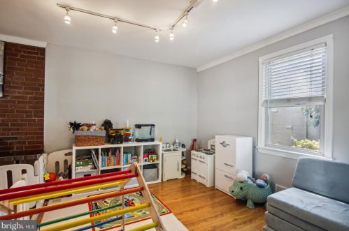 10130 Brookmoor Dr, Silver Spring MD 20901-2712 exterior