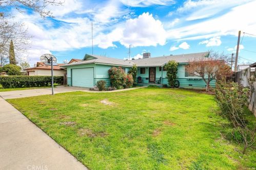 2274 Carmel Rd, Merced, CA 95341-5443