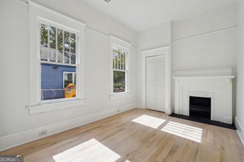 541 Elbridge Dr, Atlanta GA  30318-5103 exterior