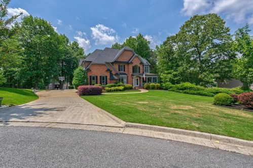 168 Highgrove Dr, Suwanee, GA 30024-4296