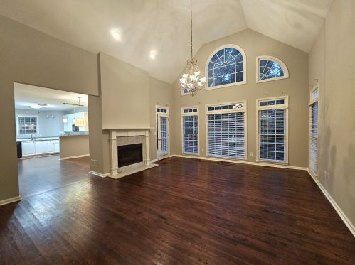 4320 Waterford Dr, Suwanee GA  30024-1473 exterior