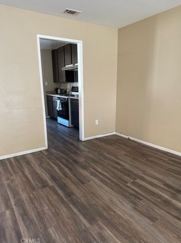 5610 Falling Leaf Ln, Riverside CA  92509-7308 exterior