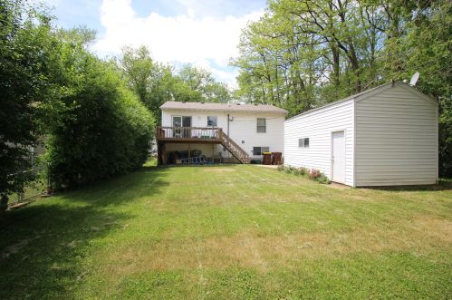 6616 Columbine St, Bull Valley, IL 60014-4910