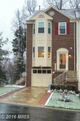 2811 Clovercrest Way, Olney MD  20832-3044 exterior