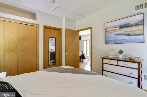 4 Pileated Woodpecker Ln, Hedgesville WV  25427-6232 exterior