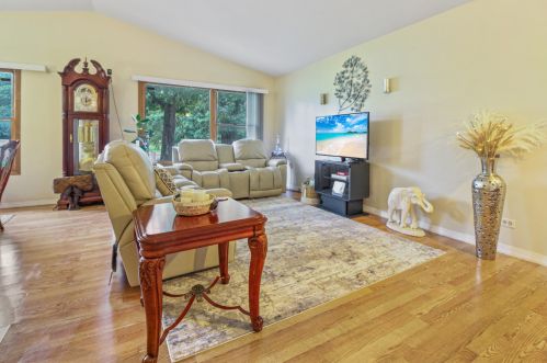 1776 Michigan City Rd, Calumet City, IL 60409-3834