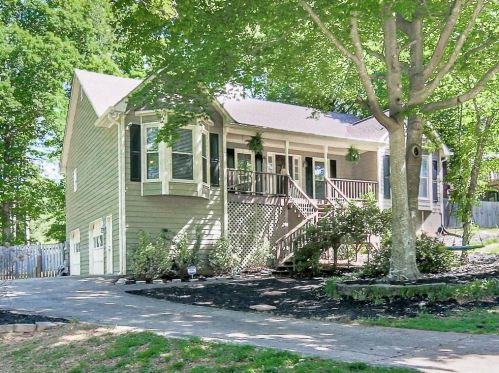 4440 Whiteleaf Way, Holly Springs, GA 30115-8210
