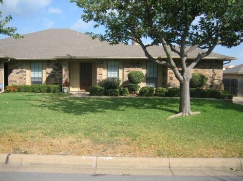 4912 Ledgestone Dr, Fort Worth TX  76132-2015 exterior