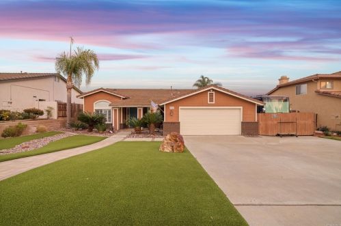 1924 Andrews Ct, Oceanside, CA 92054-6100