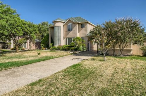 2851 Fairway Dr, Cedar Hill, TX 75104-8249