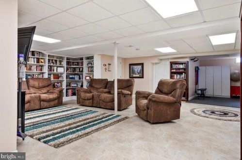 255 Baskerville Ct, Severna Park MD 21146-2125 exterior