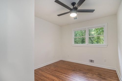 2130 Bolling Brook Dr, Atlanta GA  30311-2516 exterior
