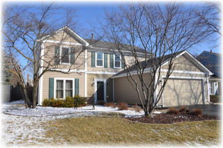 208 Deming Pl, Westmont, IL 60559-2634
