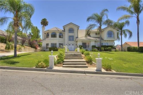 669 Bradbury Dr, Redlands, CA 92374-6381