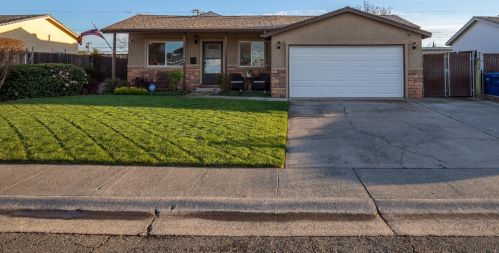 1108 Arrowhead Ave, Rio Linda, CA 95673-4308