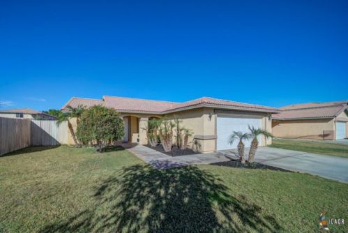 731 River St, Brawley, CA 92227-3462