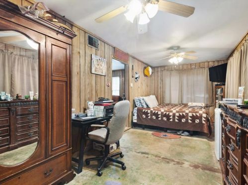 1300 Quail Trl, Fort Worth TX  76114-2321 exterior